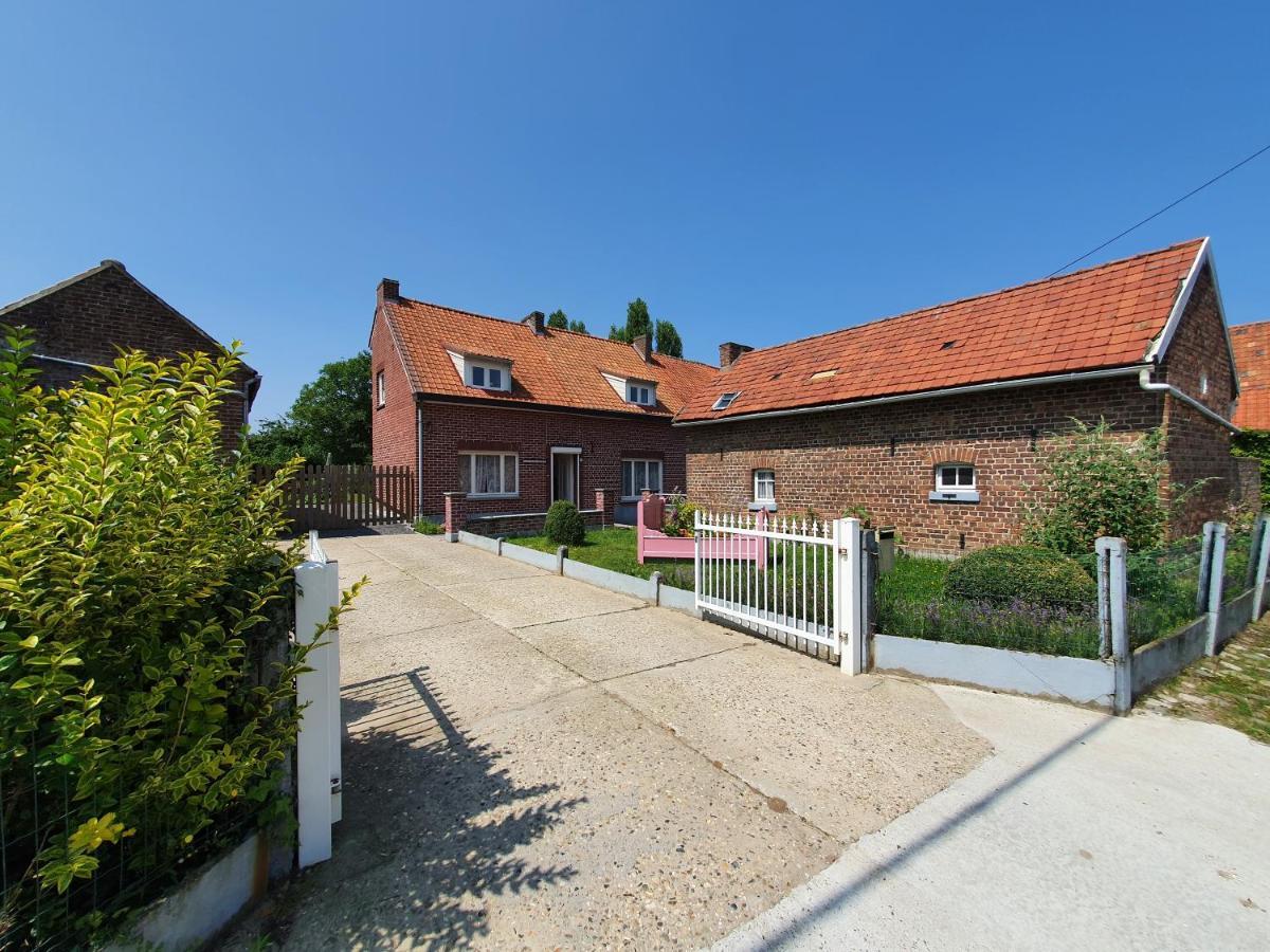Haspengouws Hoeveke Borgloon Buitenkant foto